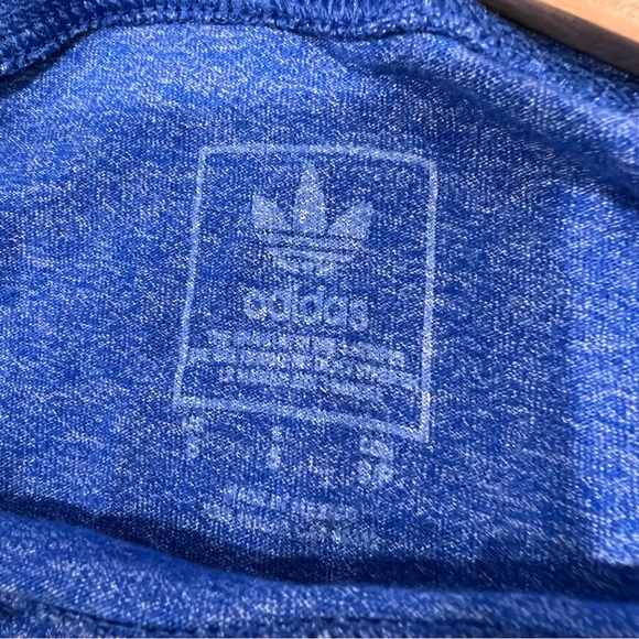 Adidas Detroit Pistons Blue Long Sleeve Crewneck T-SHirt Womens Size Small - Picture 3 of 7